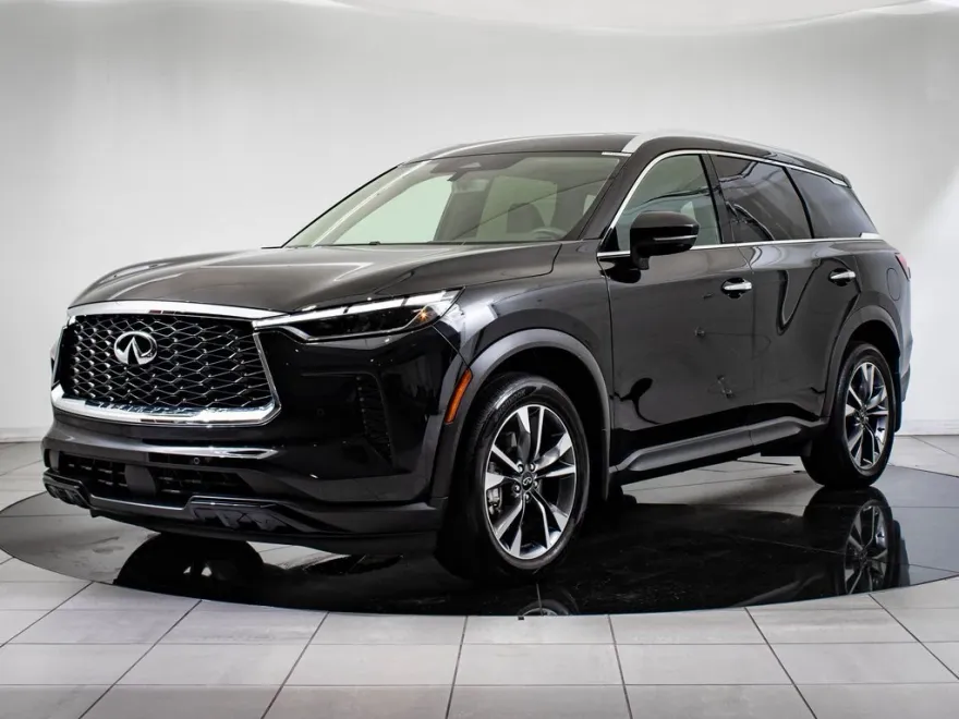 2023 Infiniti QX60 Luxe photo 1