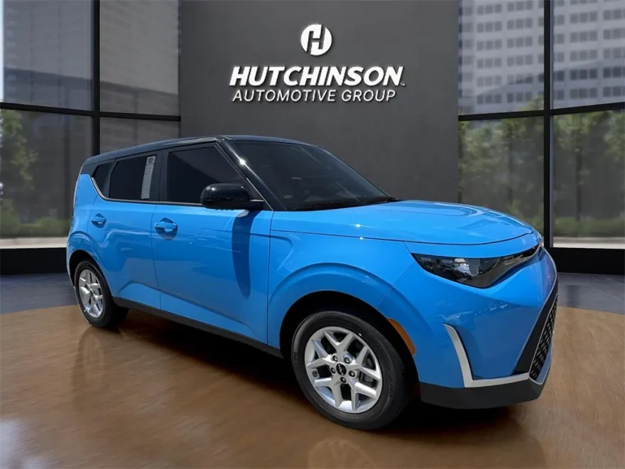 2025 Kia Soul LX S photo 1