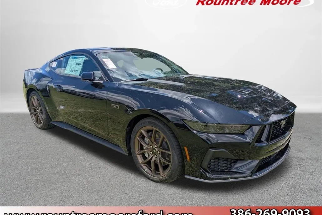 2025 Ford Mustang GT Premium photo 1