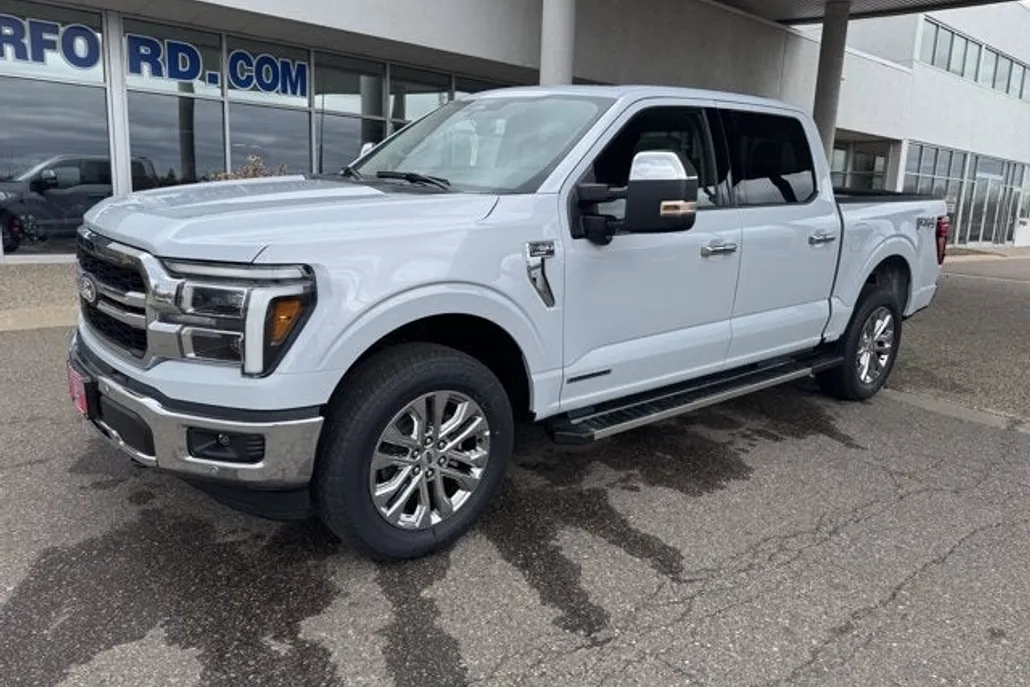 2025 Ford F-150 Lariat photo 1