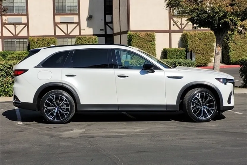 2025 Mazda CX-70 Plug-in Hybrid Premium Plus photo 1