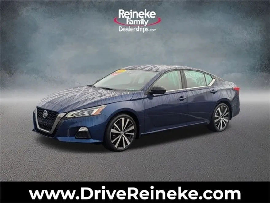 2022 Nissan Altima 2.5 SR photo 1
