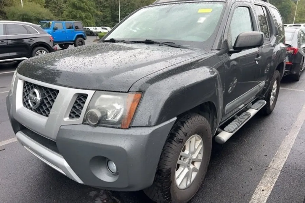 2015 Nissan Xterra S photo 1