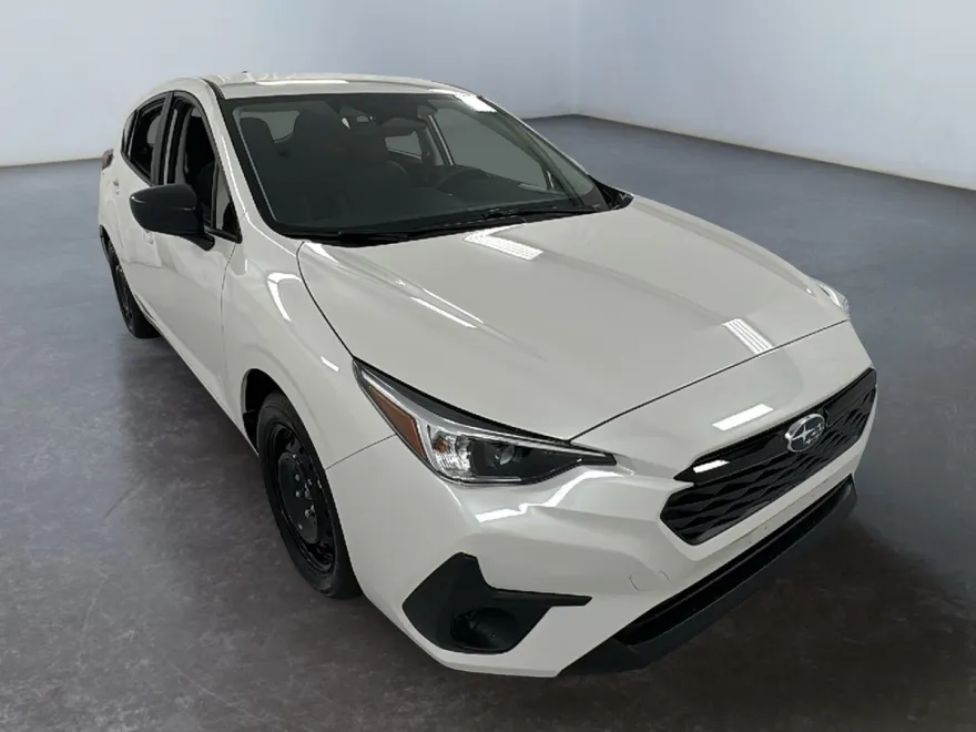 2025 Subaru Impreza Base photo 1
