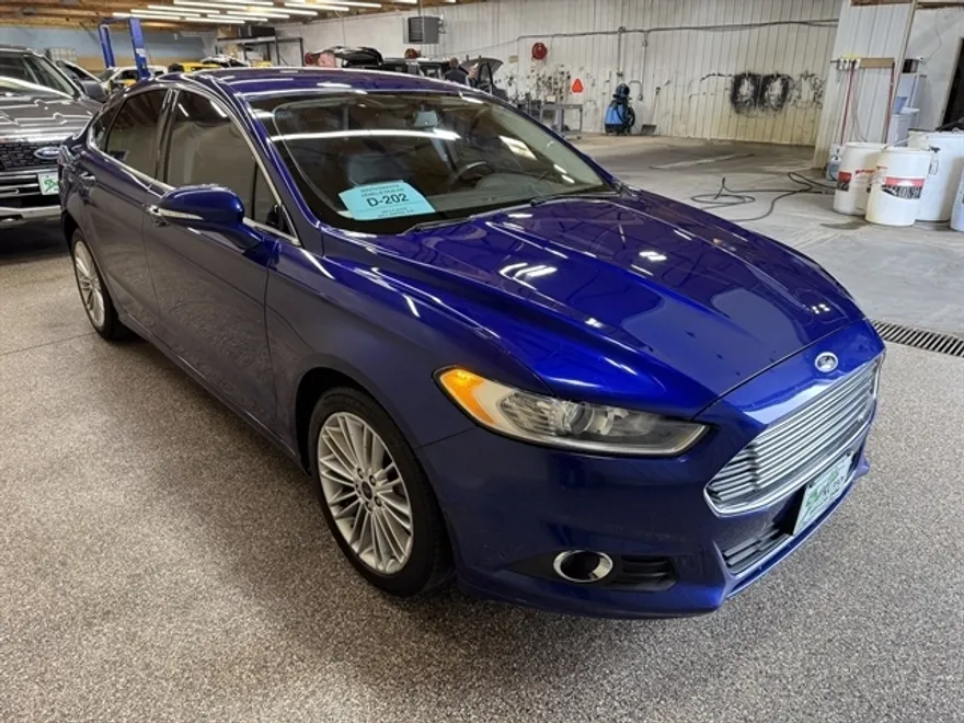 2014 Ford Fusion SE photo 1