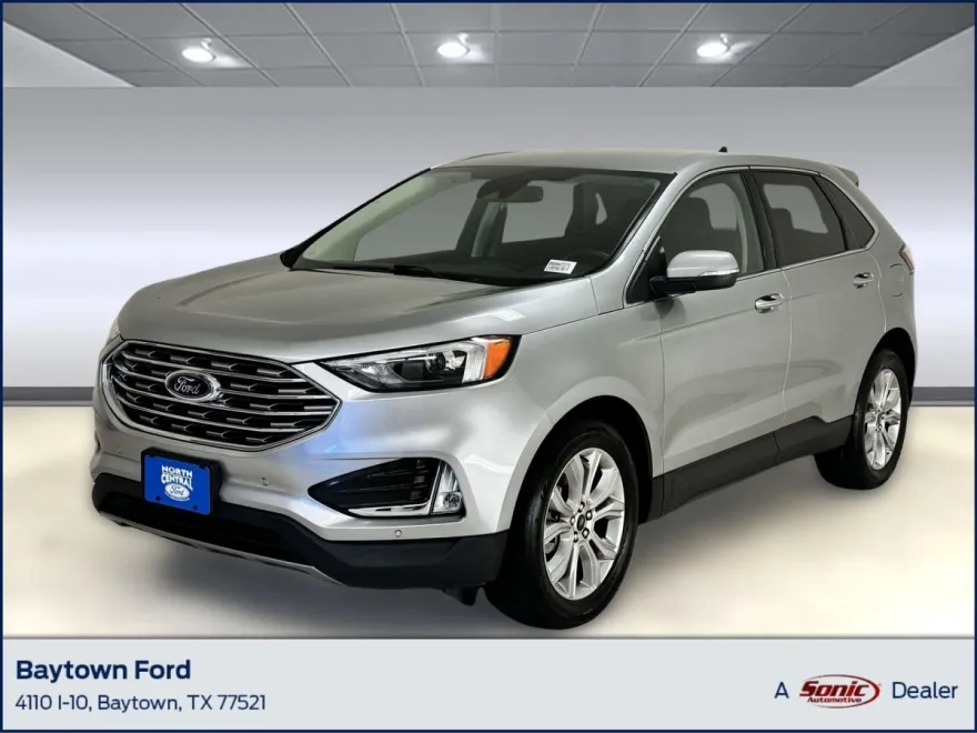 2024 Ford Edge Titanium photo 1