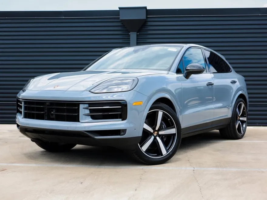 2026 Porsche Cayenne Coupe photo 1