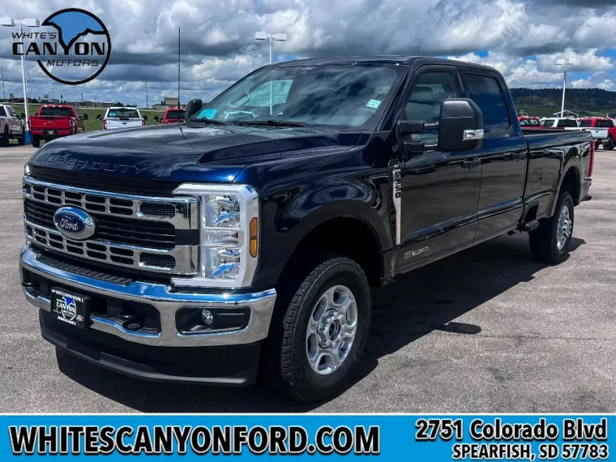 2025 Ford F-350 XLT photo 1