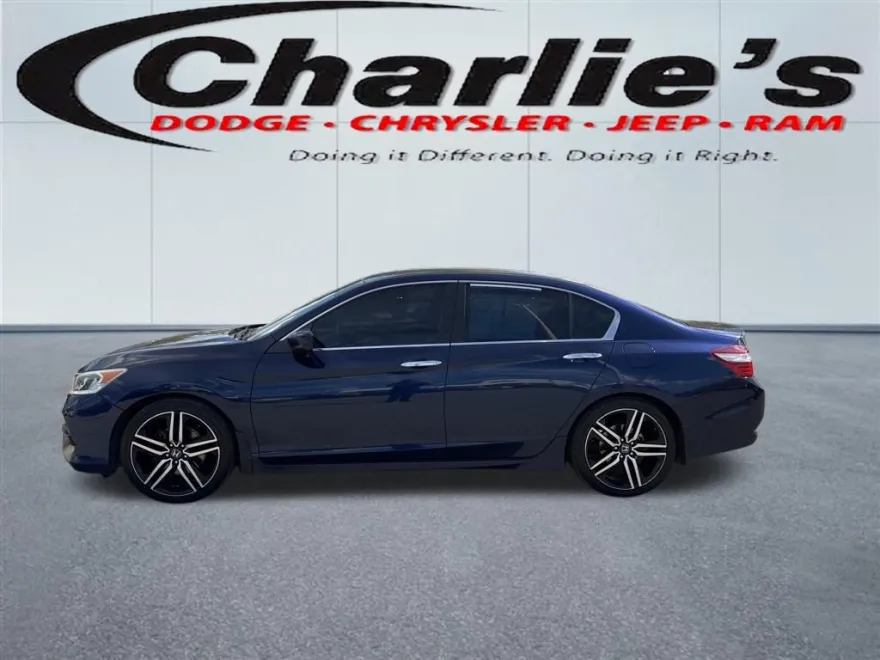 2016 Honda Accord Sport photo 1