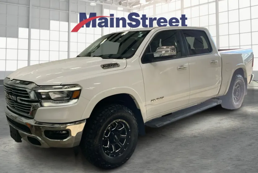 2022 Ram 1500 Laramie photo 1