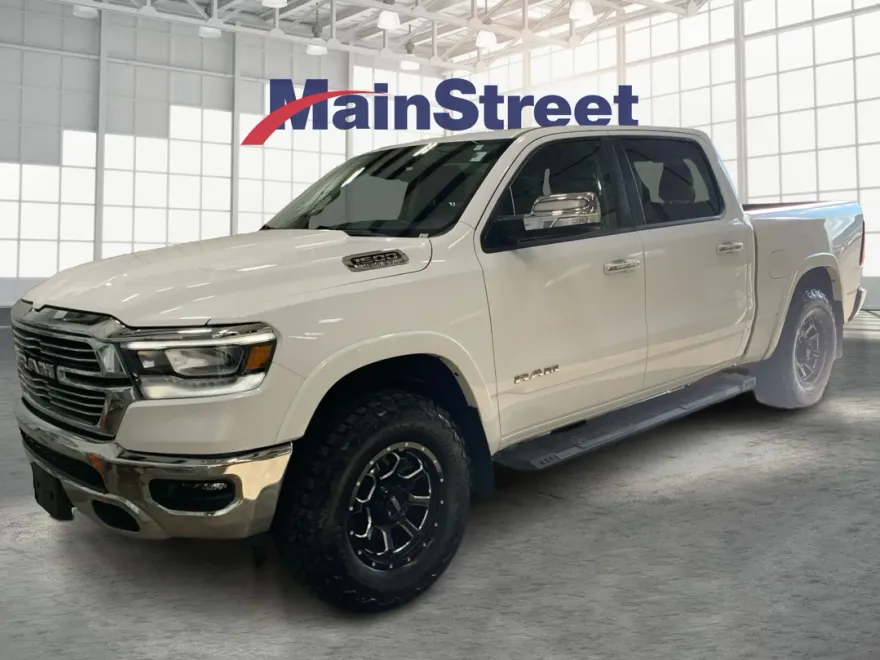 2022 Ram 1500 Laramie photo 1