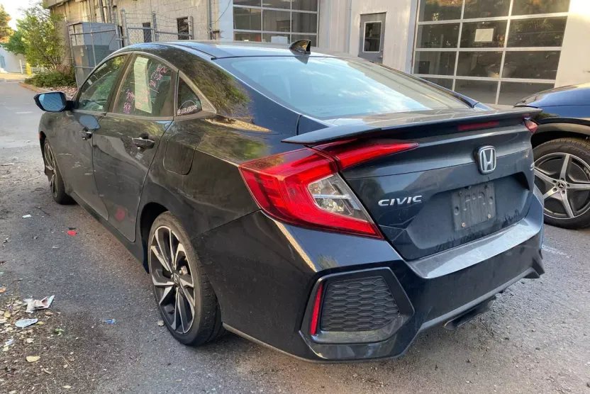 2018 Honda Civic Si photo 1