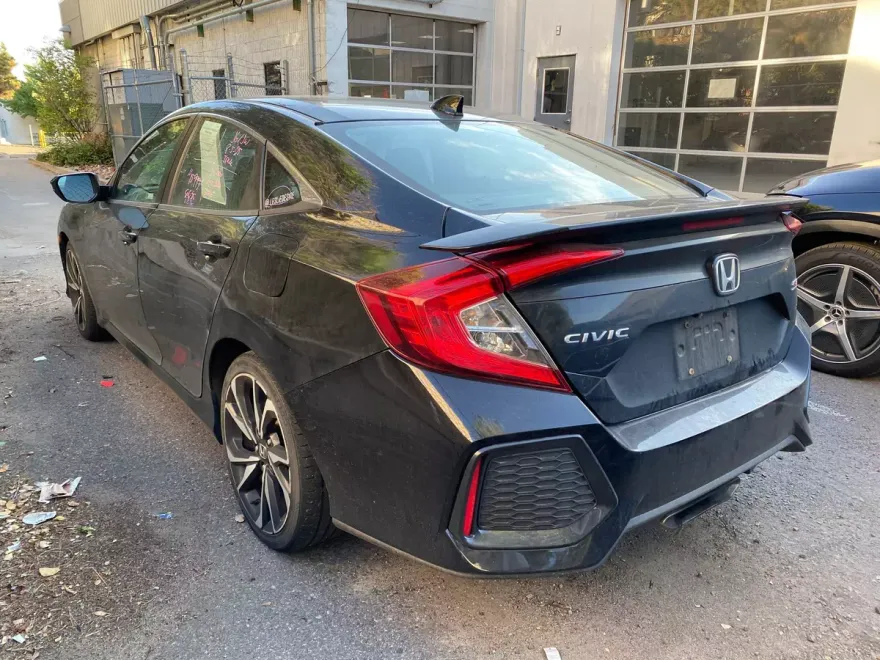 2018 Honda Civic Si photo 1