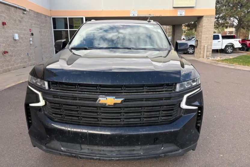 2021 Chevrolet Tahoe LT photo 1