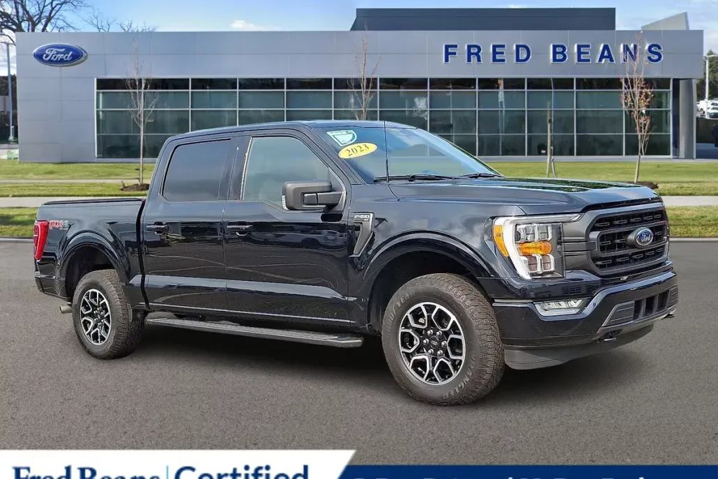 2023 Ford F-150 XLT photo 1