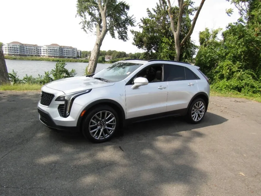 2019 Cadillac XT4 Sport photo 1