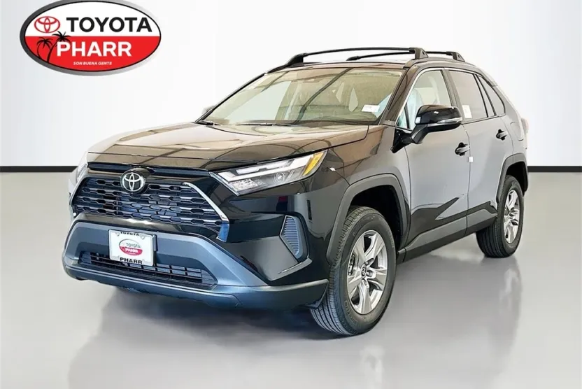2025 Toyota RAV4 XLE photo 1