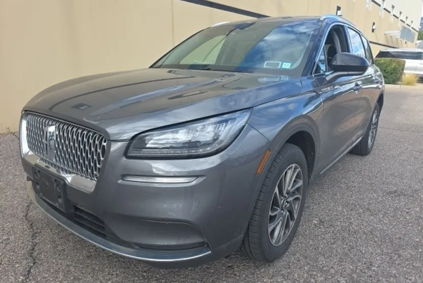 2022 Lincoln Corsair Standard photo 1