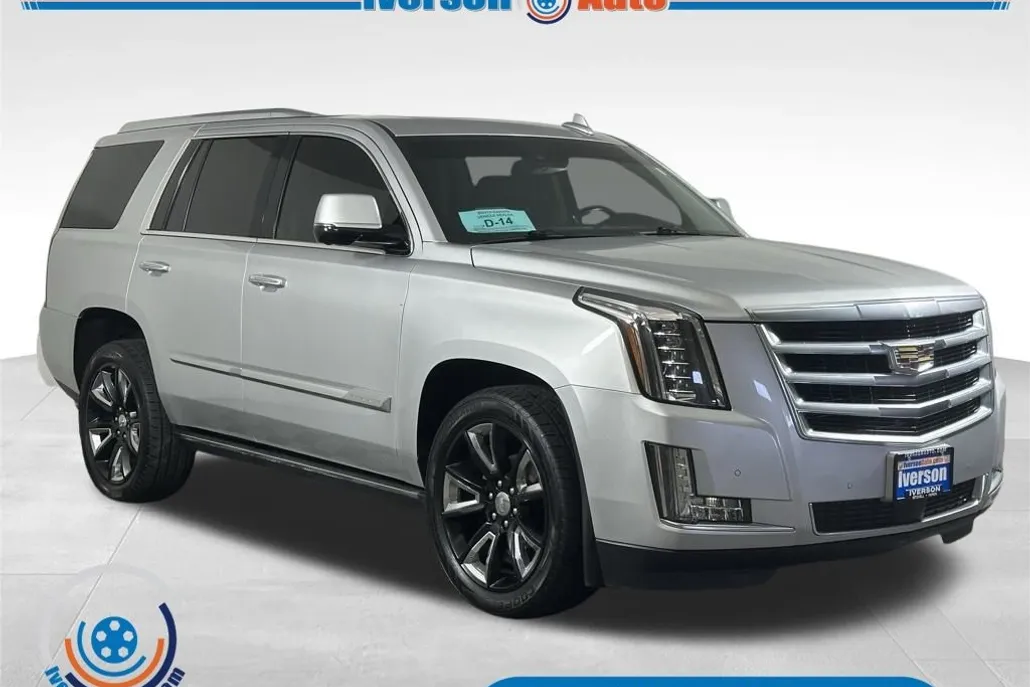 2016 Cadillac Escalade Premium photo 1