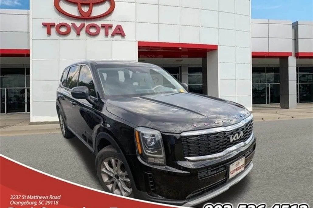 2022 Kia Telluride LX photo 1