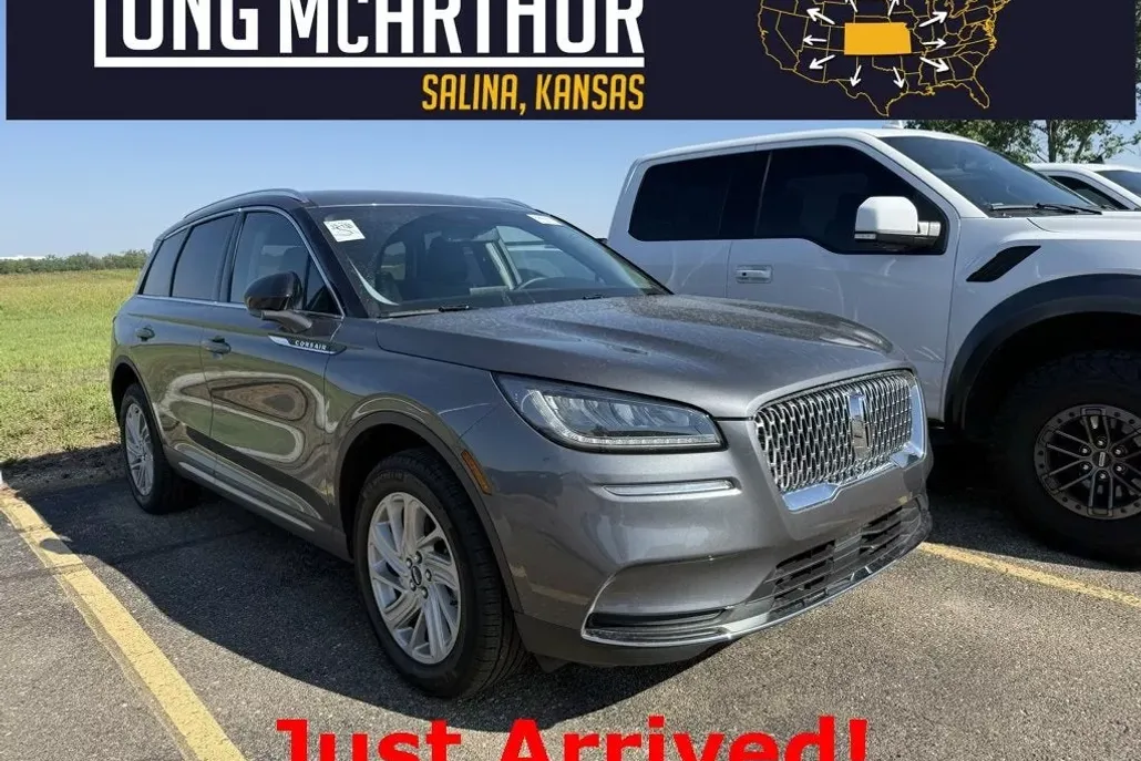 2022 Lincoln Corsair Standard photo 1