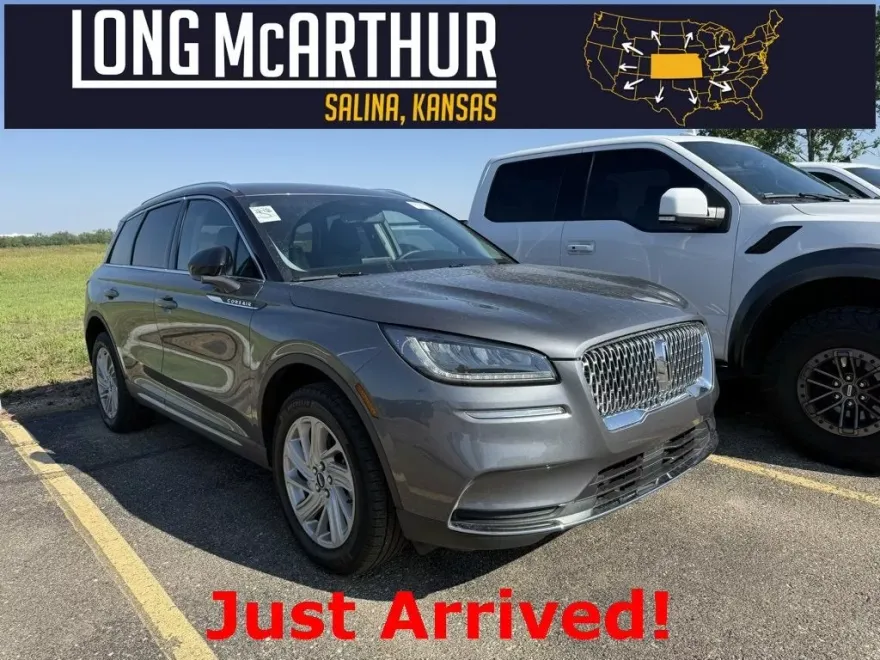 2022 Lincoln Corsair Standard photo 1