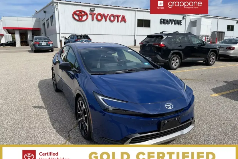 2024 Toyota Prius Prime XSE photo 1