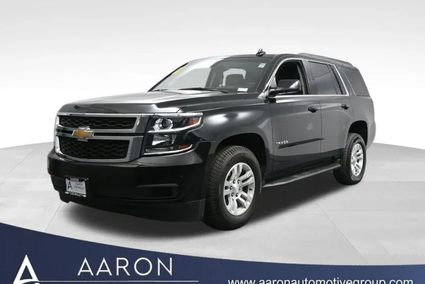 2019 Chevrolet Tahoe LT photo 1