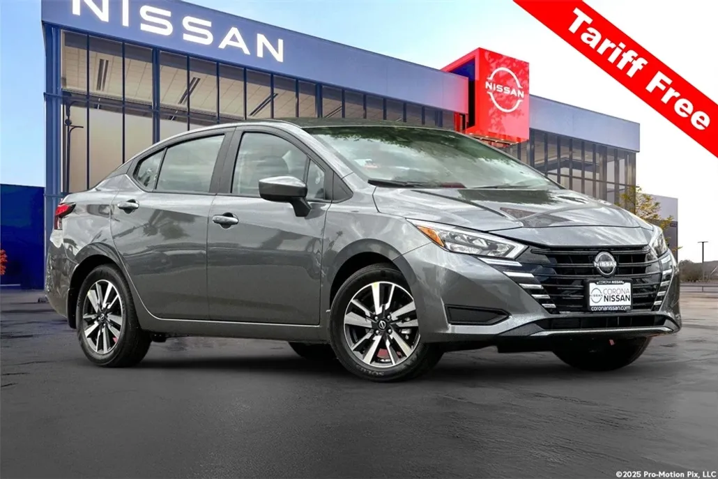 2025 Nissan Versa 1.6 SV photo 1