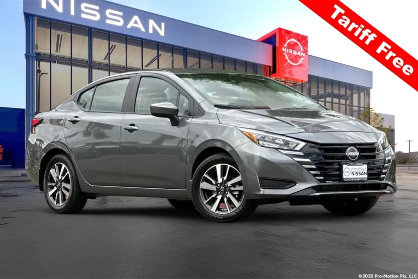 2025 Nissan Versa 1.6 SV photo 1