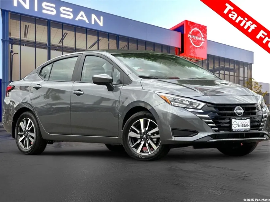 2025 Nissan Versa 1.6 SV photo 1