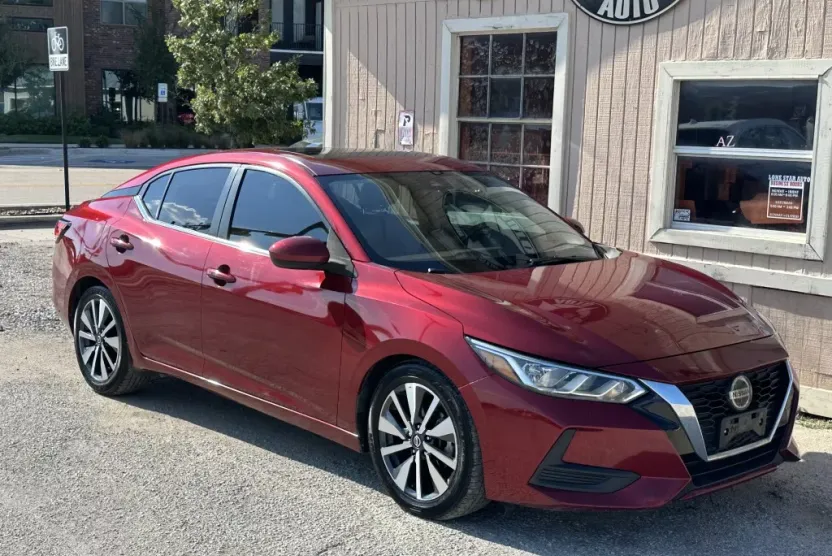 2021 Nissan Sentra SV photo 1