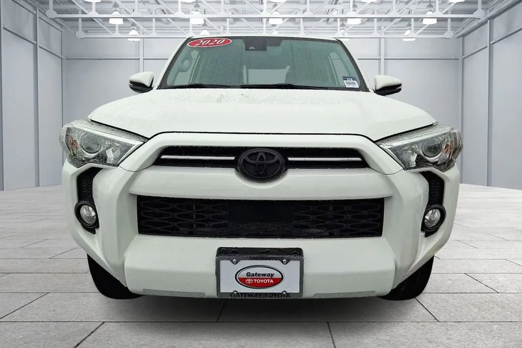 2020 Toyota 4Runner SR5 Premium photo 1