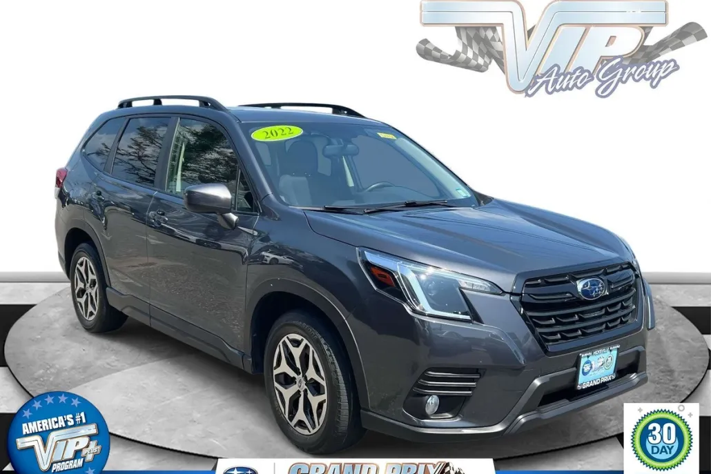 2022 Subaru Forester Premium photo 1