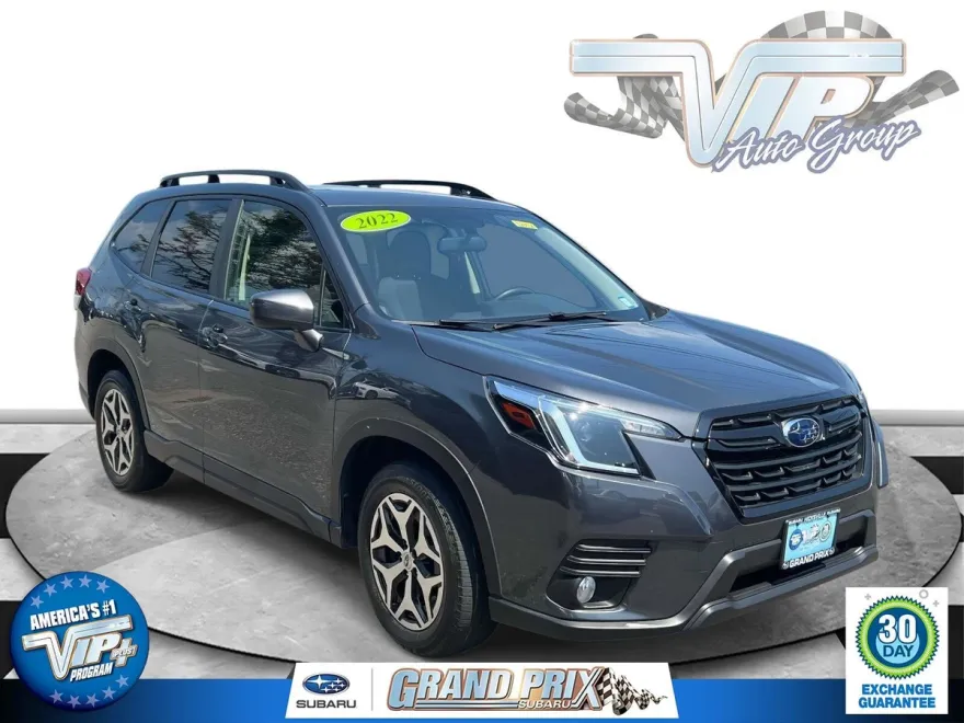 2022 Subaru Forester Premium photo 1