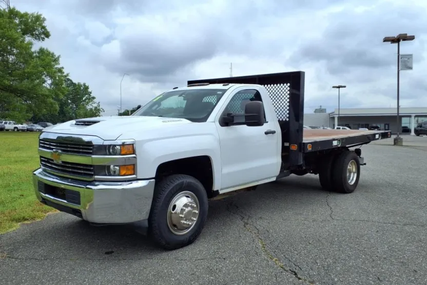 2018 Chevrolet Silverado 3500HD Work Truck photo 1