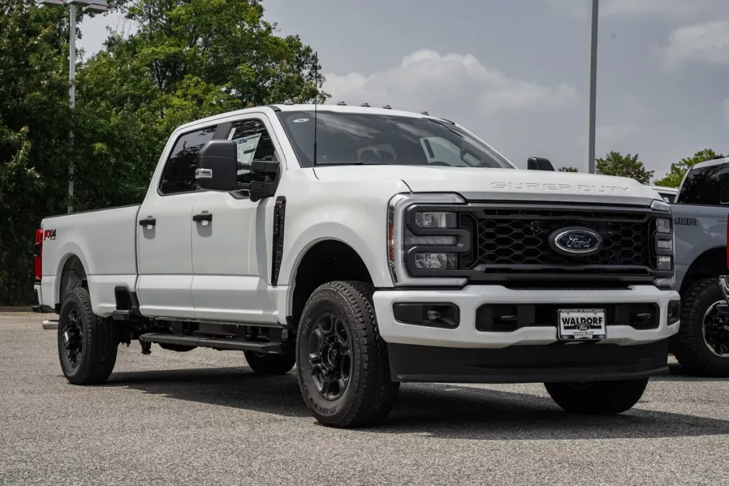 2025 Ford F-250 XL photo 1