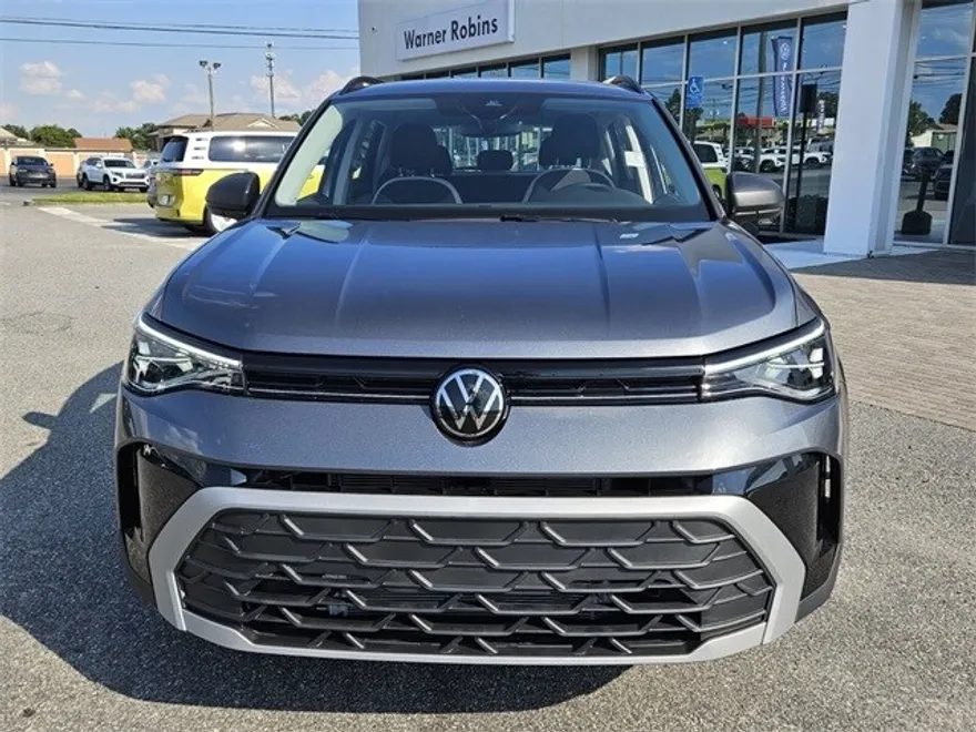 2025 Volkswagen Taos S photo 1