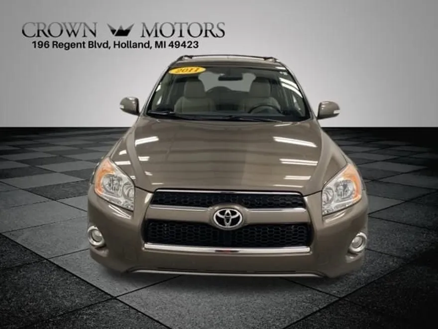 2011 Toyota RAV4 Limited photo 1