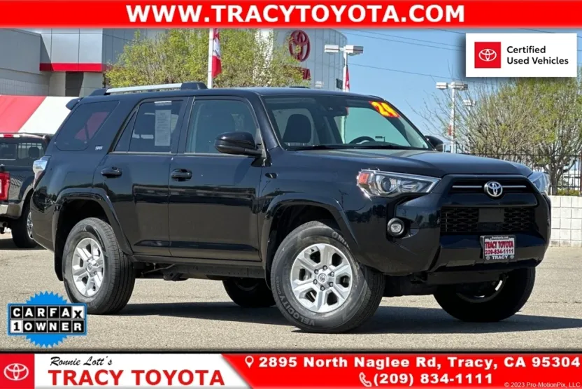 2024 Toyota 4Runner SR5 photo 1