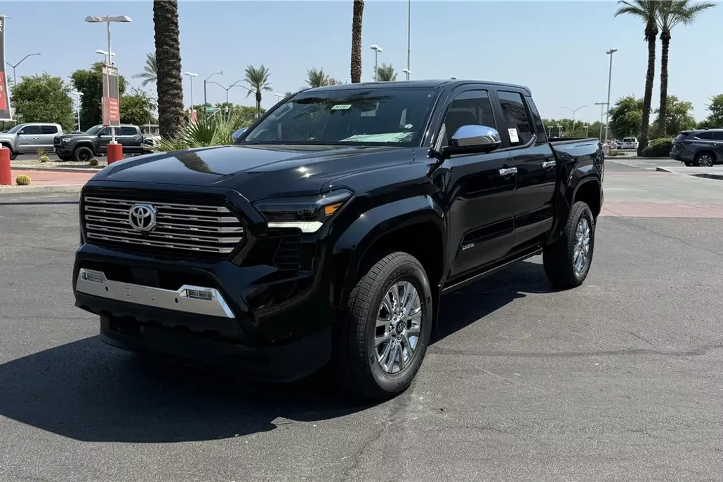 2025 Toyota Tacoma Limited Double Cab photo 1