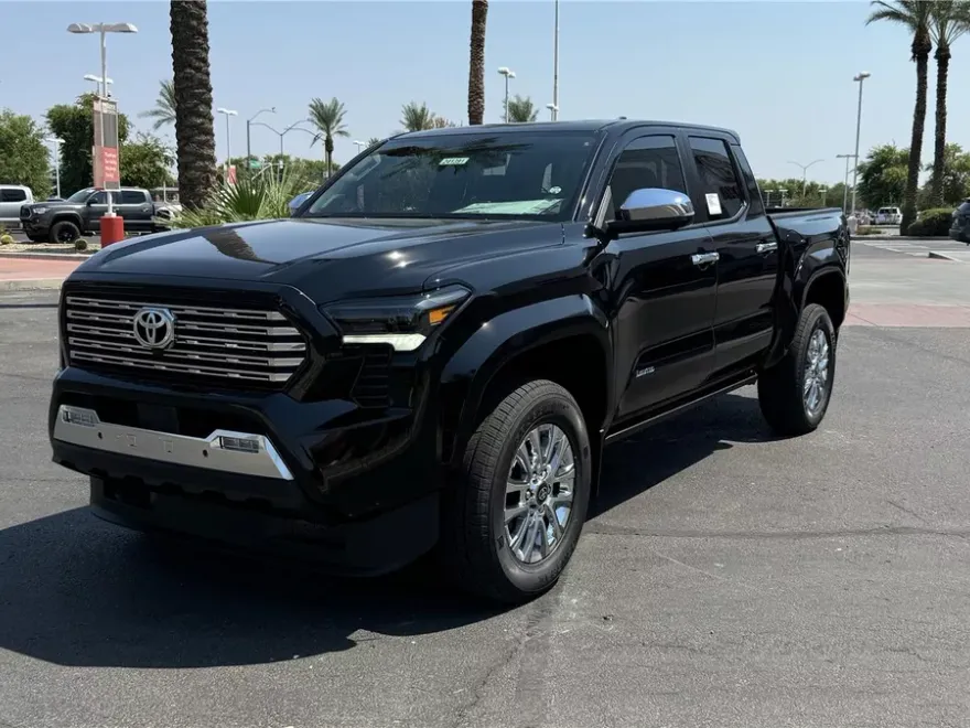 2025 Toyota Tacoma Limited Double Cab photo 1