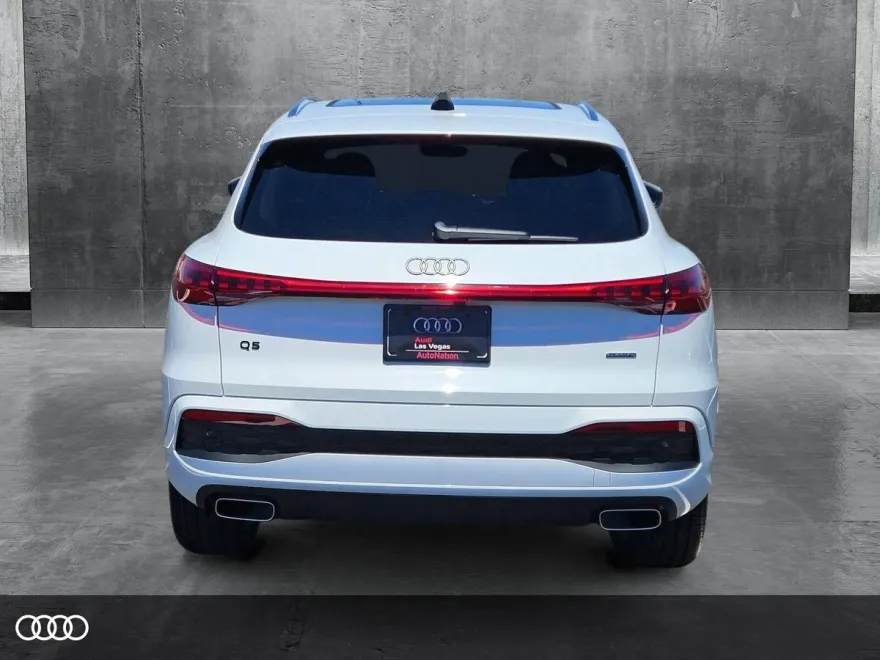 2025 Audi Q5 Premium Plus photo 1