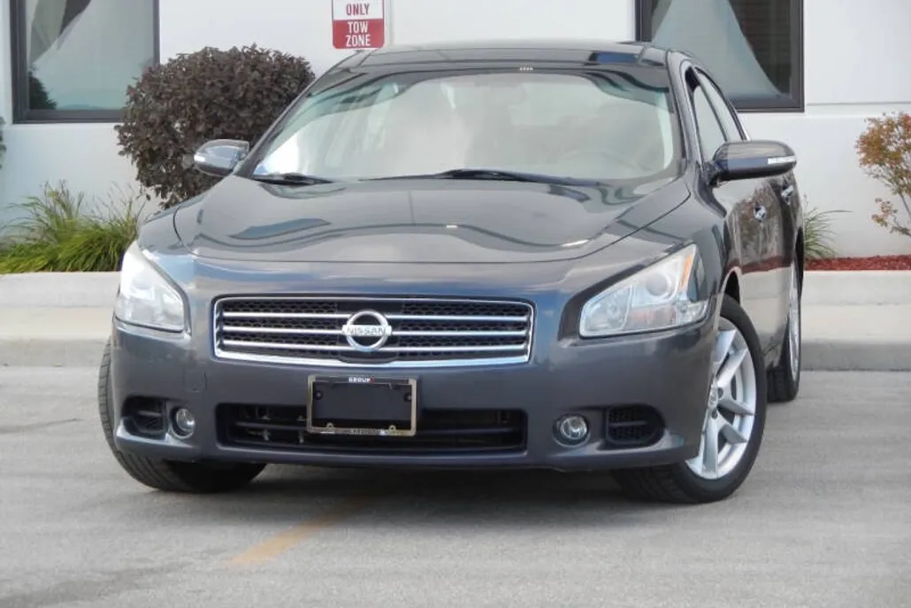 2011 Nissan Maxima SV Premium photo 1