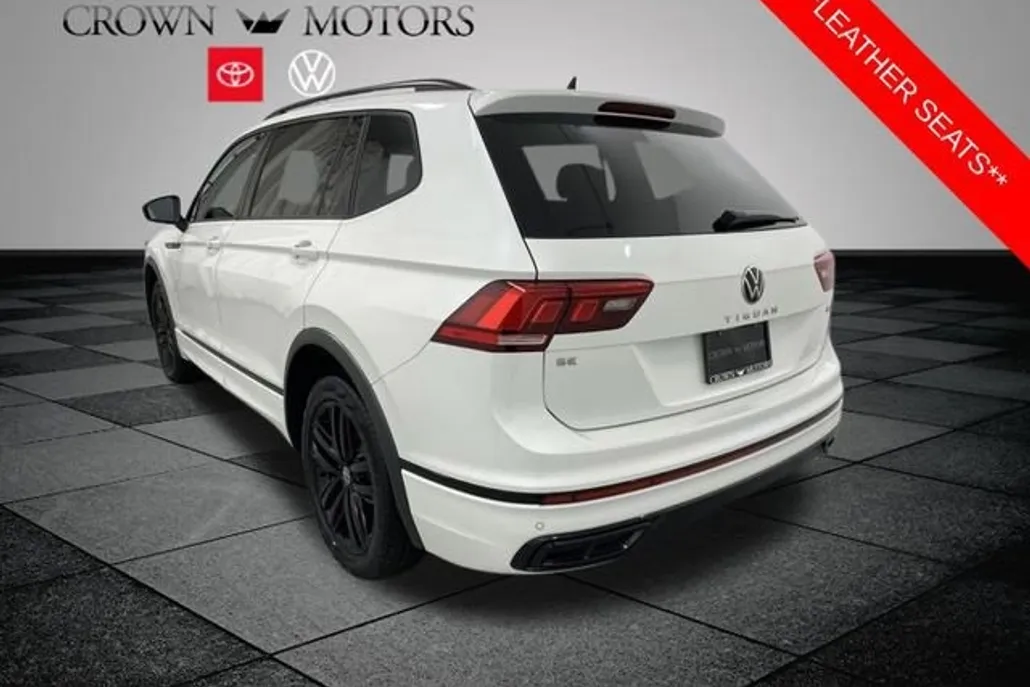 2022 Volkswagen Tiguan SE R-Line Black photo 1
