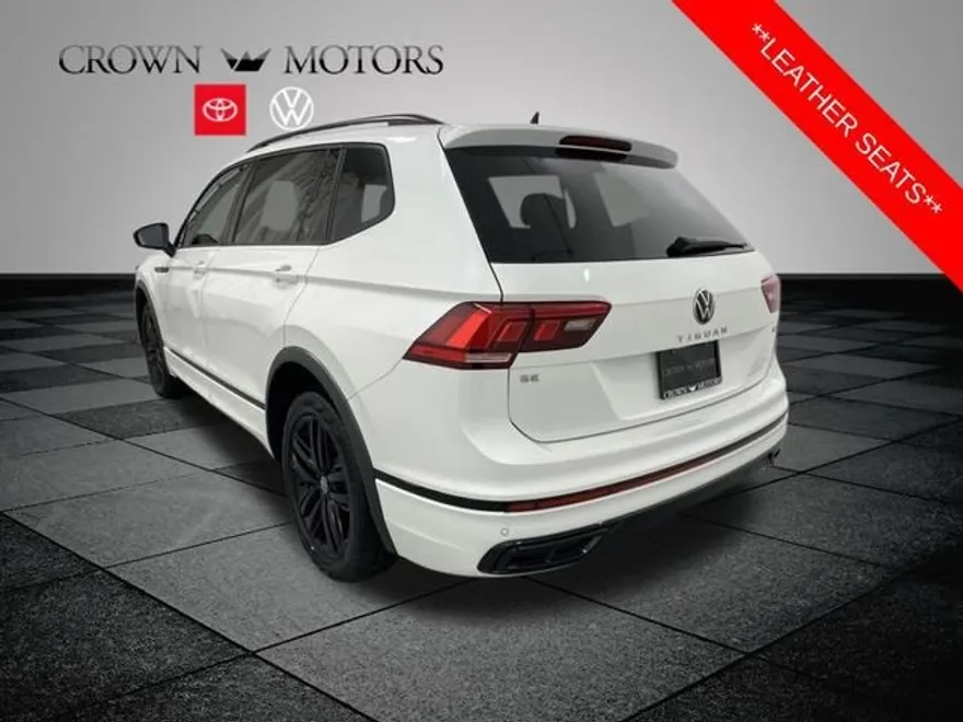 2022 Volkswagen Tiguan SE R-Line Black photo 1
