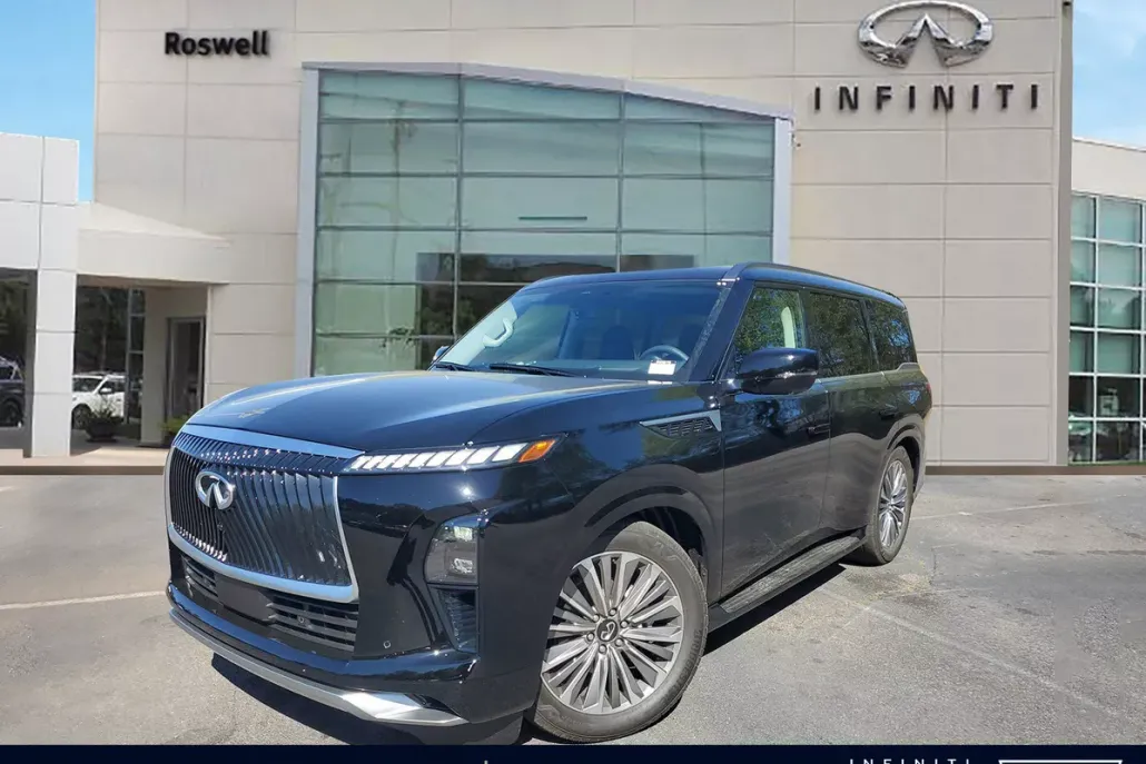 2025 Infiniti QX80 Luxe photo 1