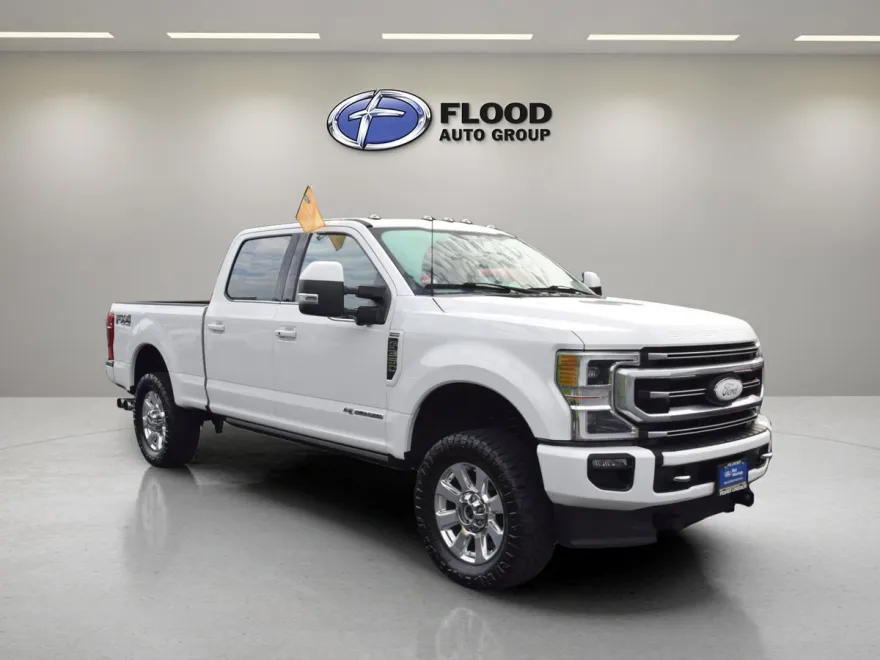 2022 Ford F-350 Platinum photo 1