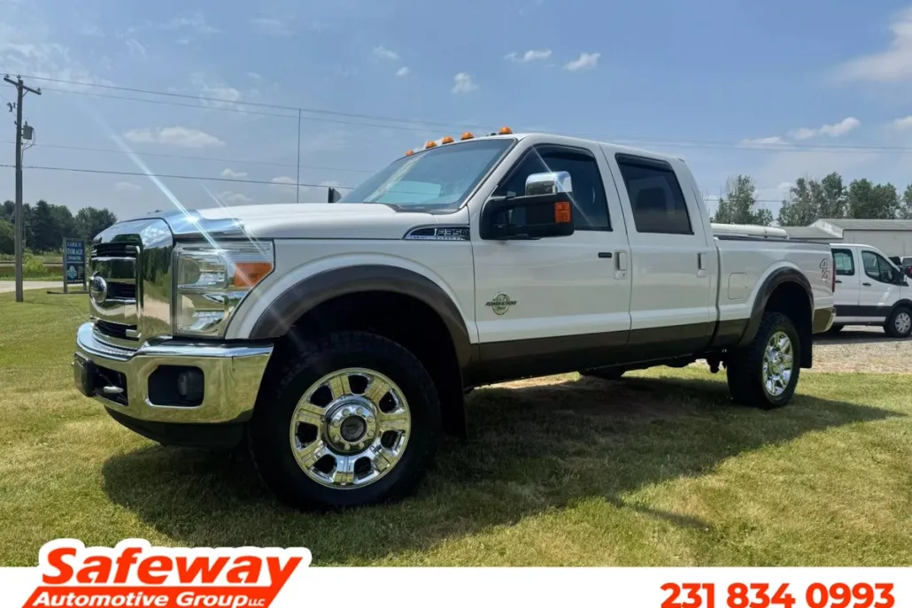 2016 Ford F-350 Lariat photo 1