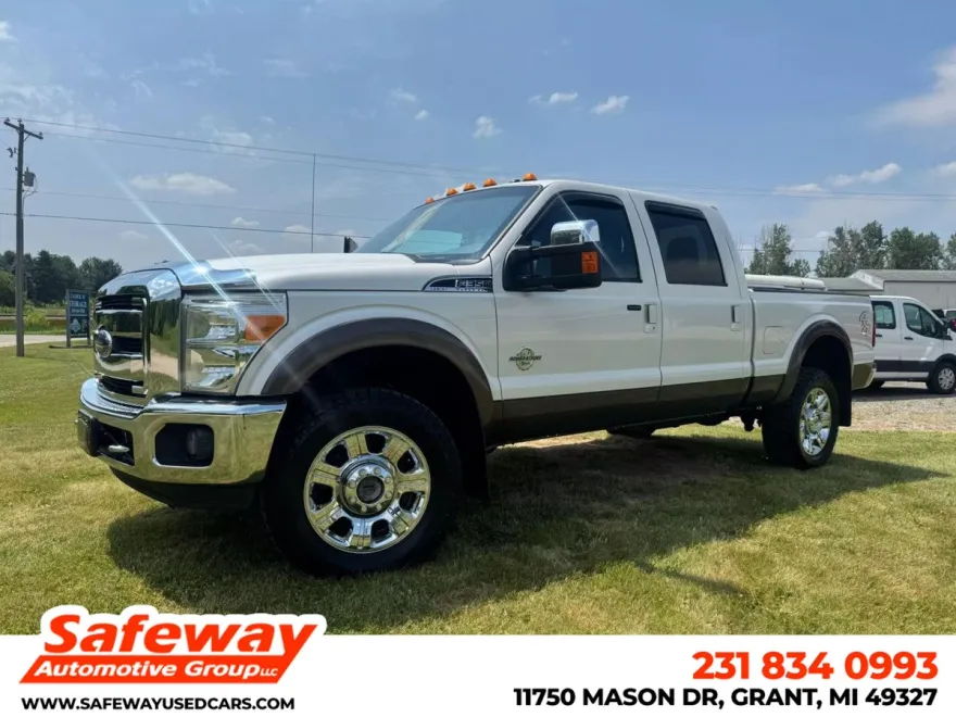 2016 Ford F-350 Lariat photo 1